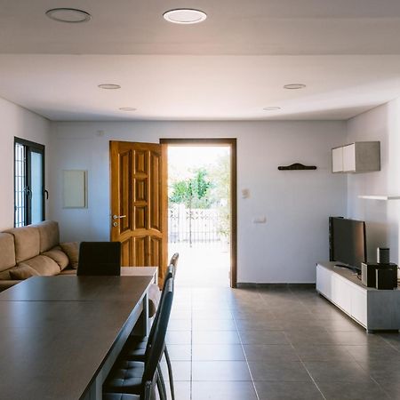 Villa Torres Is A Great Villa Only A 10 Minute Walk From The Centre Of Playa Den Bossa Sant Jordi de ses Salines Exteriör bild